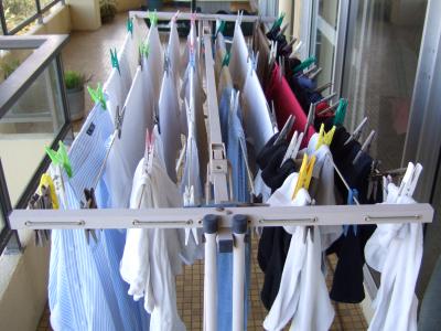 Mrs Pegg’s Handy Line – A Portable Folding Clothes Hanger That Doesn’t Rust